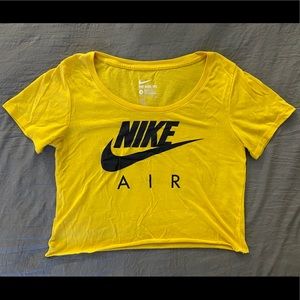 Nike - Cropped Tee Shirt